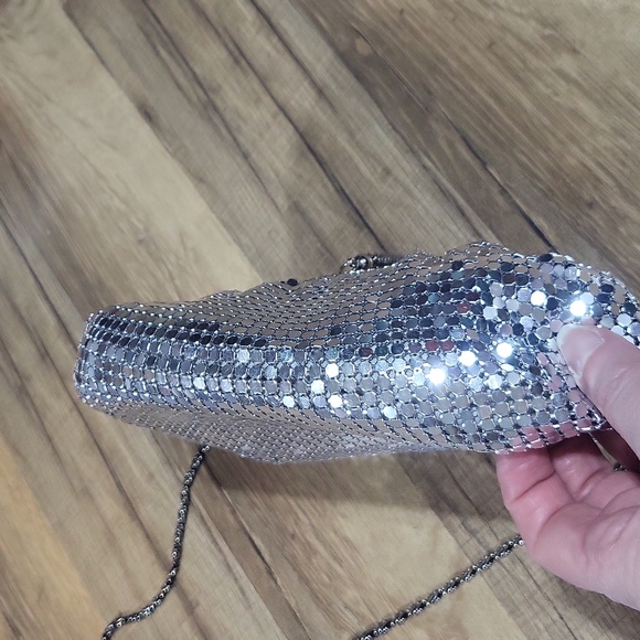 Vintage Silver Metal Mesh Crossbody Tassel Front Long Chain Strap Evening Bag - Picture 9 of 13